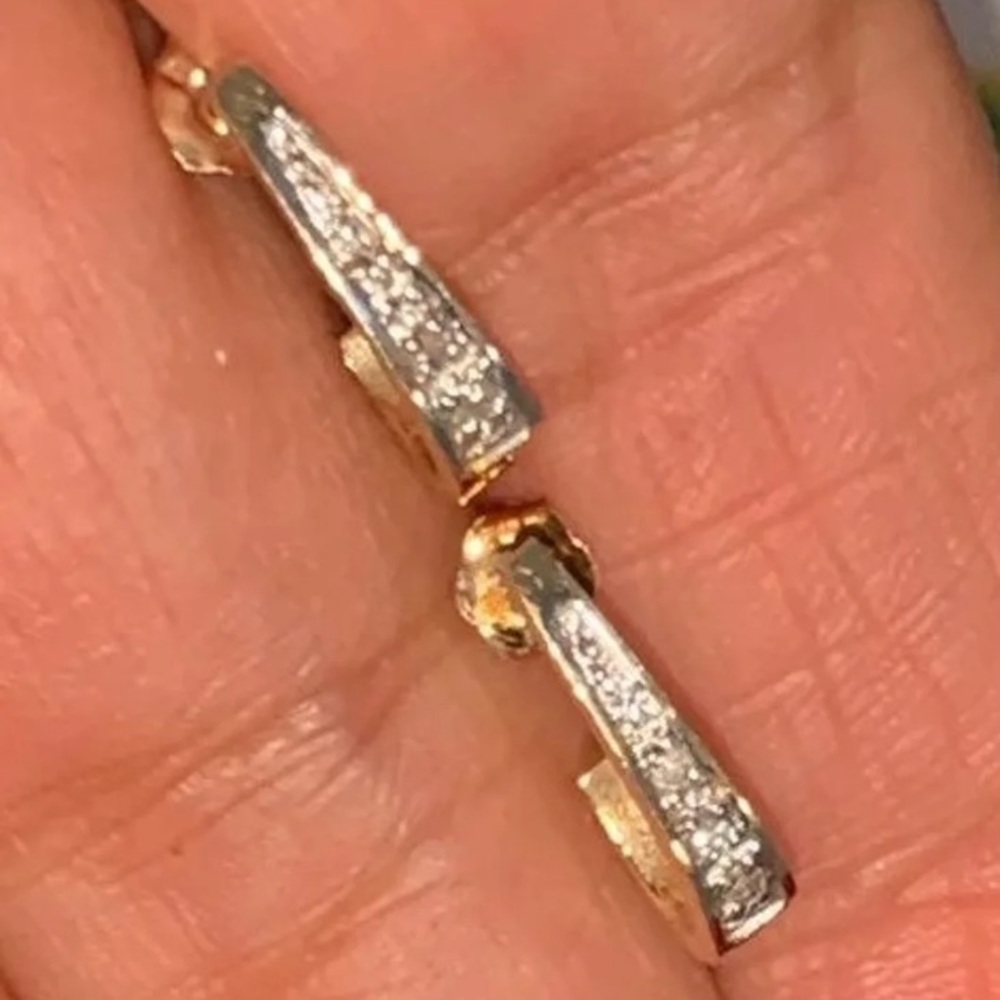 10k gold earrings.